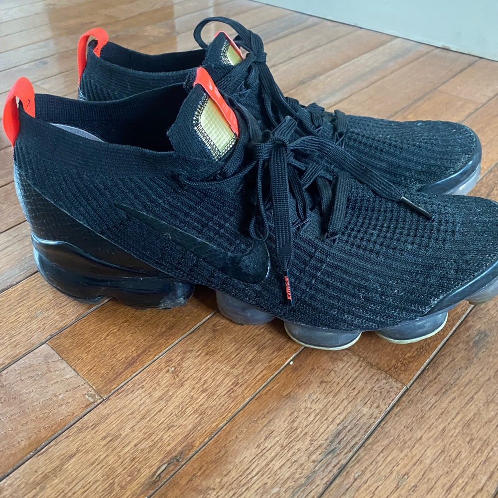 NIKE AIR VAPORMAX FLYKNIT 3 - 10
